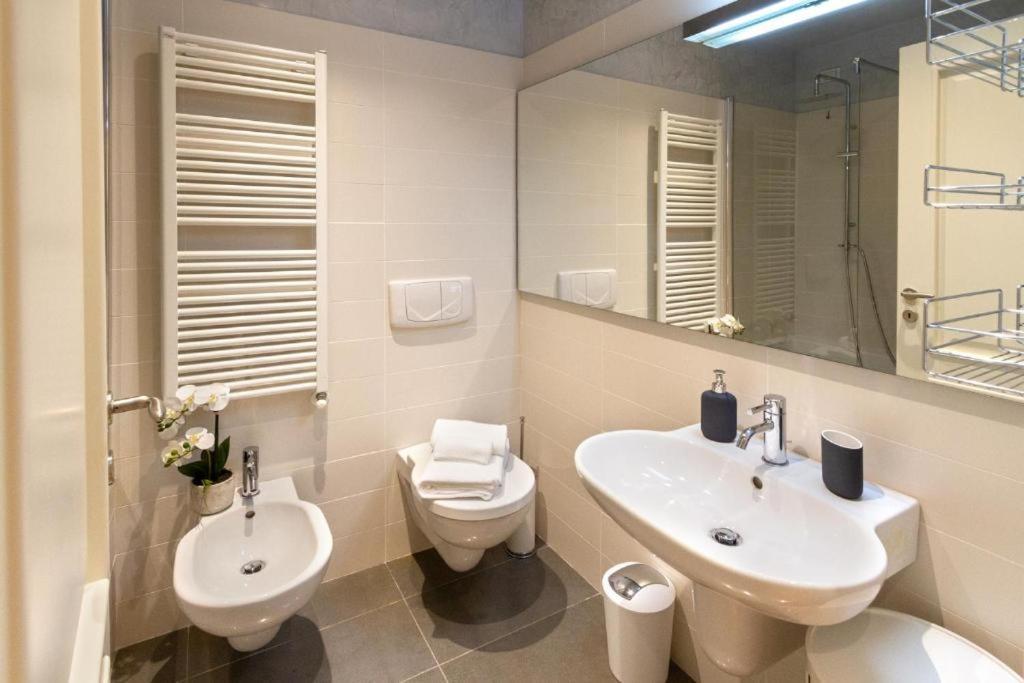Hotel Tu Casa International Near Delhi Airport New Delhi Exterior photo