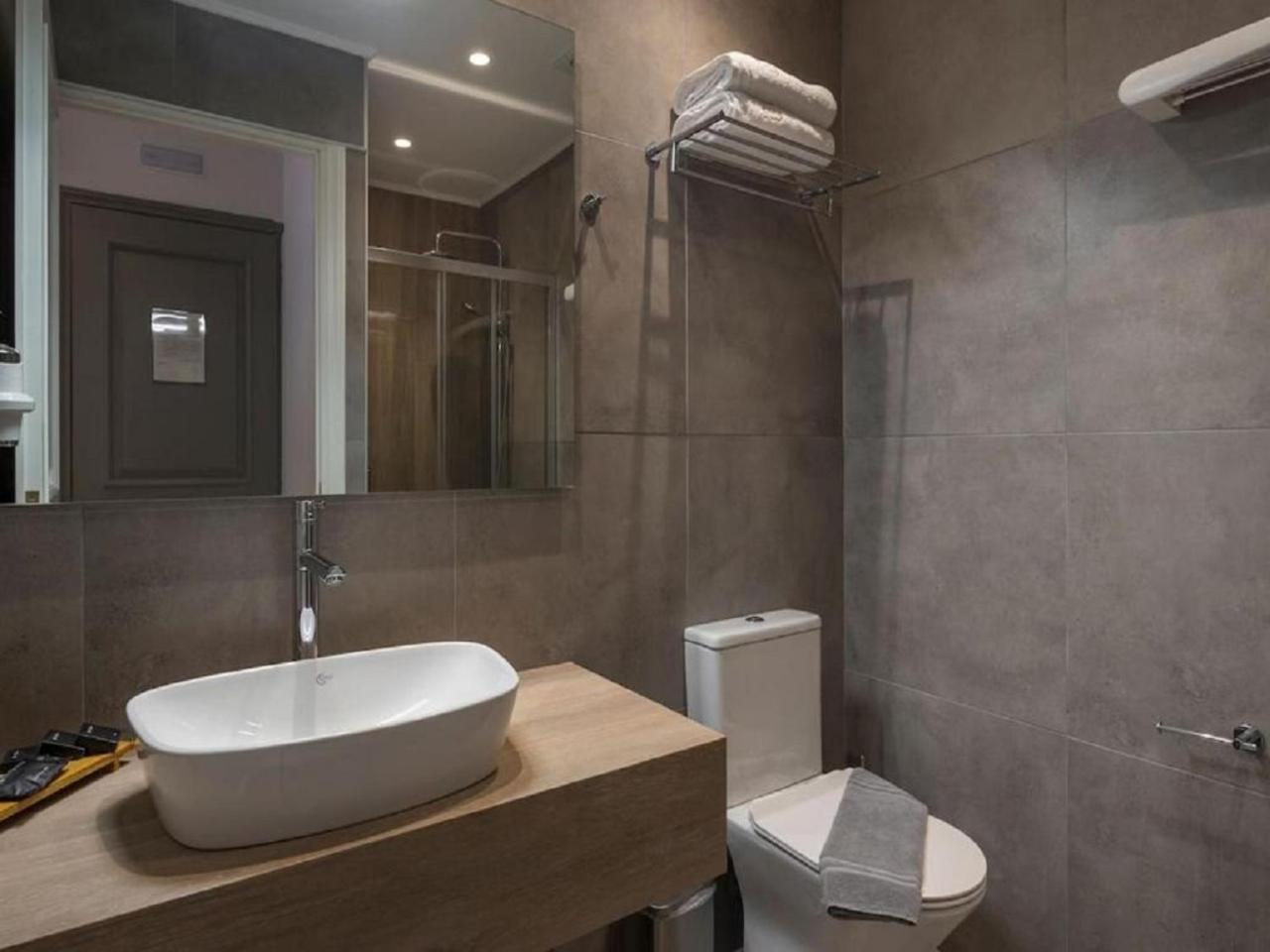 Hotel Tu Casa International Near Delhi Airport New Delhi Exterior photo
